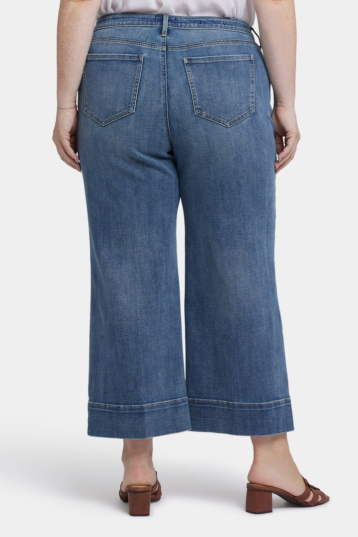 Wide Leg Cropped Cargo