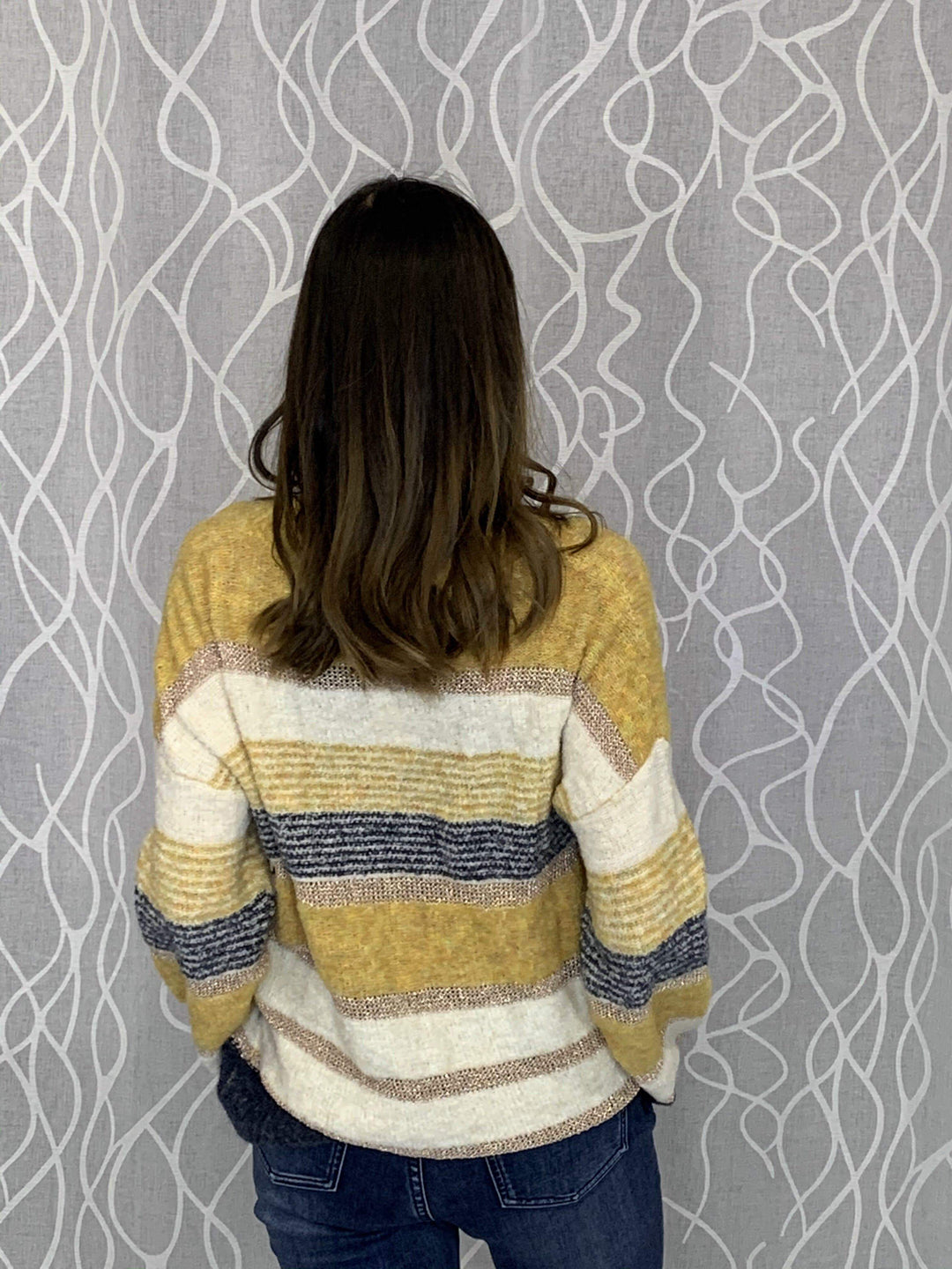 Stripe Big Sweater - Modella Lifestyle
