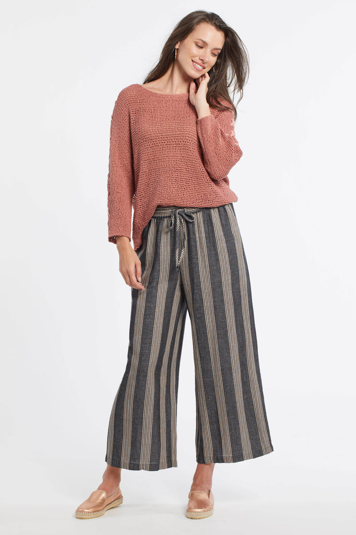 Pull-On Wide Leg Crop Pant
