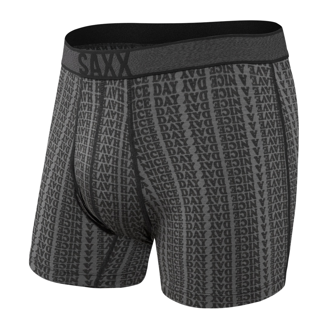Saxx Underwear – Modella Lifestyle